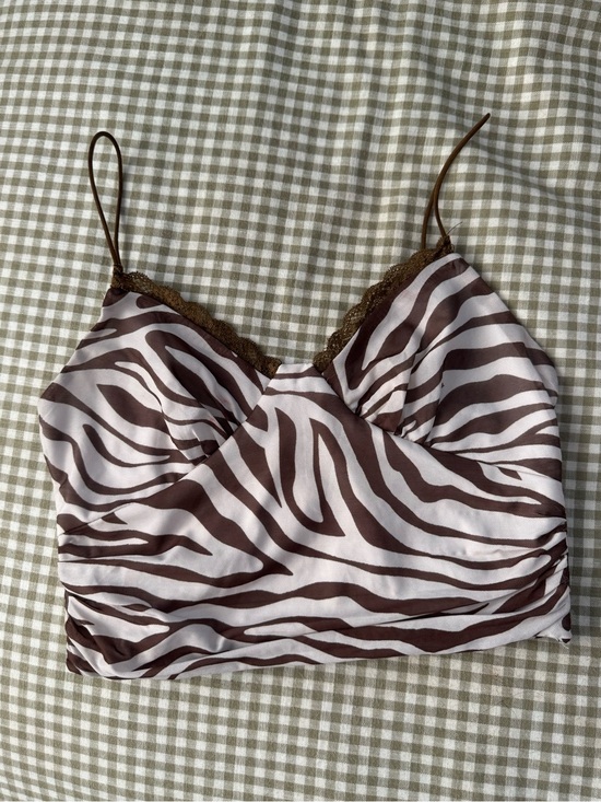 Princess Polly Tops - Princess Polly Zebra-Print Cami with Lace Trim - Brown & White